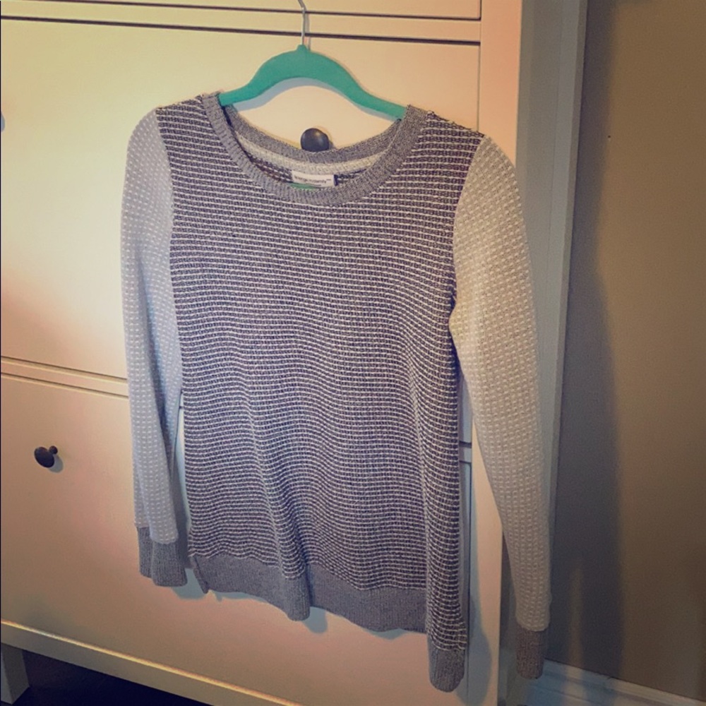 Maternity sweater